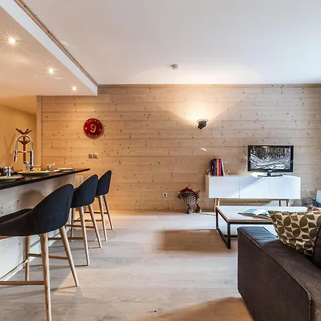 Apartment Centre-ville, Proche Pistes Et Commerces, 6 Pers., 2 Ch., Balcon, Parking Inclus - Fr-1-519-5 Val-d'Isere
